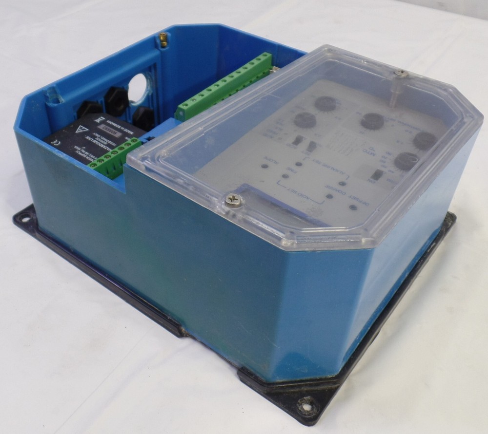 PH Controller Unit OMEGA PHCN-902, For Parts/ Repair
