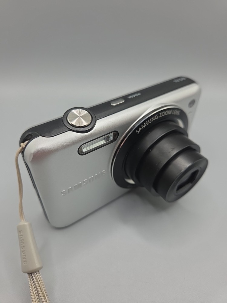 Samsung ES78 Digital Camera Digital Camera And Charging Lead.