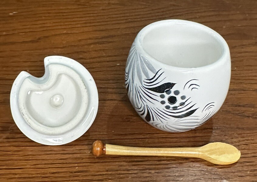 HenRiot Quimper Mustard Pot with Spoon Signed