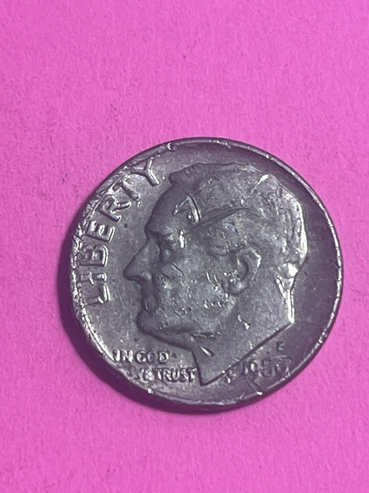 1965 No Mint Mark Roosevelt Dime TRIPLE Strike Multiple Errors