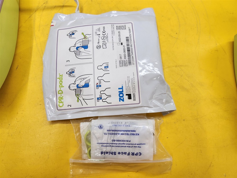 ⭐️⭐️⭐️⭐️⭐️ **UNTESTED** Zoll AED Plus Defibrillator First Responder