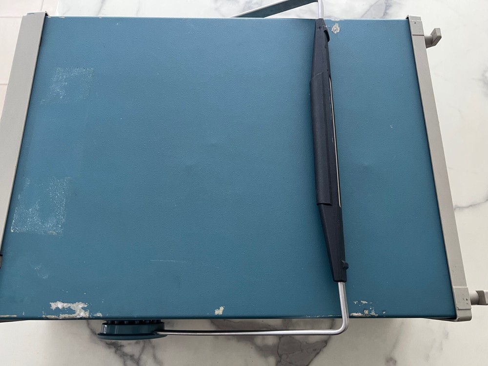 Tektronix AWG2040 Arbitrary Waveform Generator+opt 0103