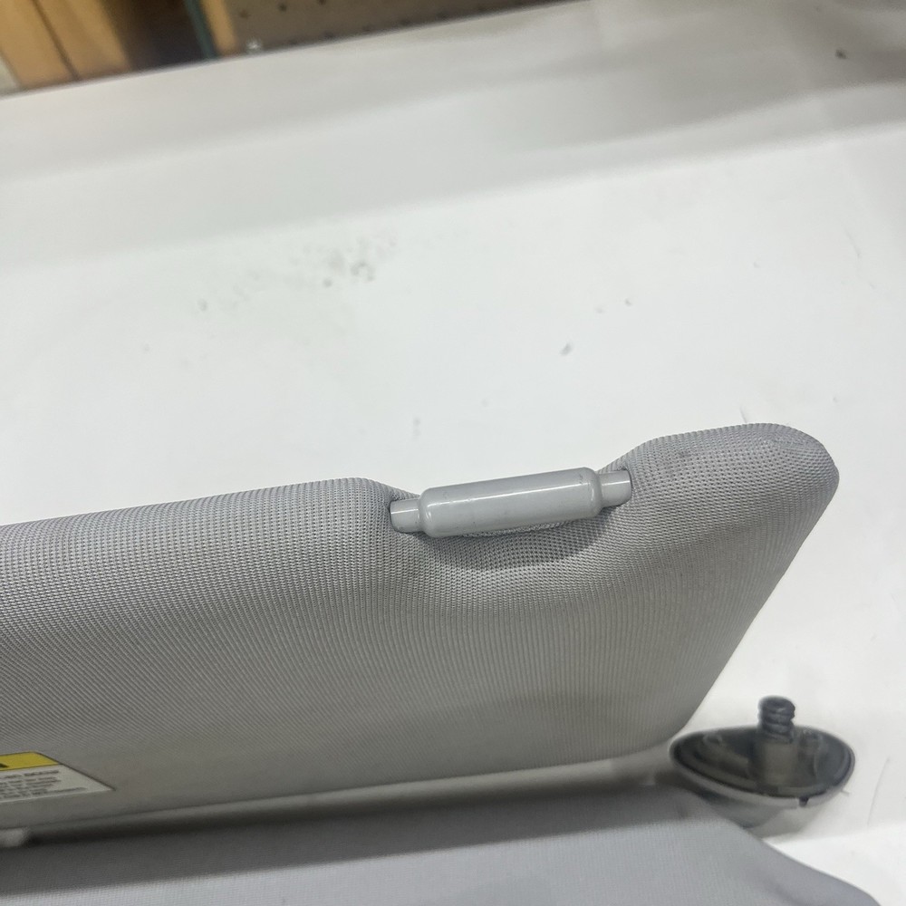 2003-2006 Honda Element Driver Passenger Side Sun Visor Pair Gray Cloth OEM