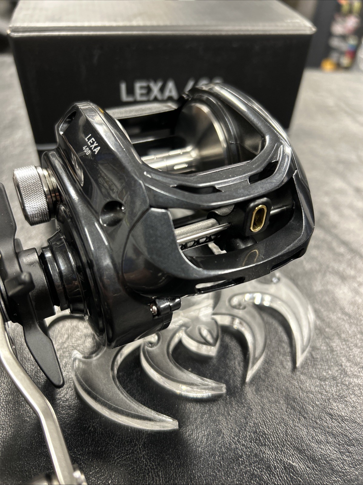 Daiwa Lexa LX400 Baitcasting Reel 6.3:1 RH Big Game Reel “Save”