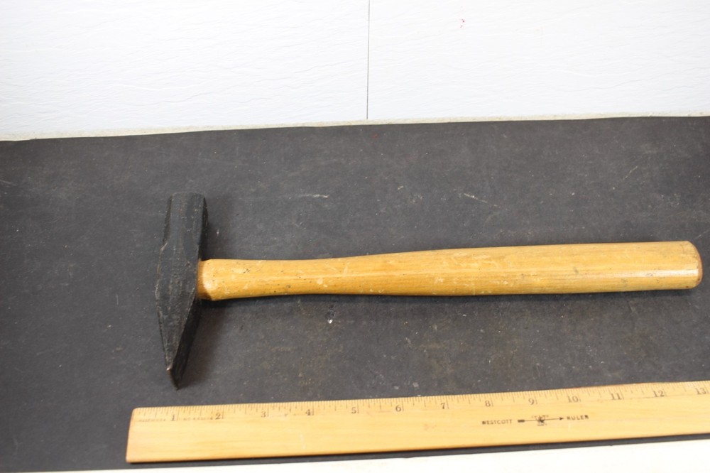 MTM 1lb. Rivet Hammer
