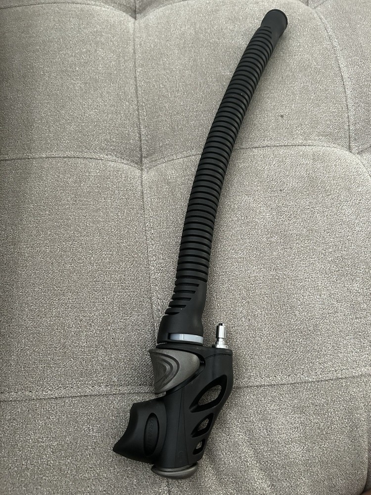 Oceanic scuba bcd power inflator with corrugated hose