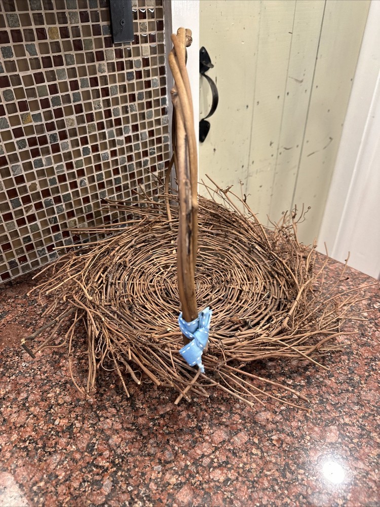 Pottery Barn Grapevine Easter Nest Basket