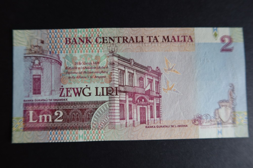 MALTA 1994 ISSUE, 2 LIRI, P45, UNCIRCULATED