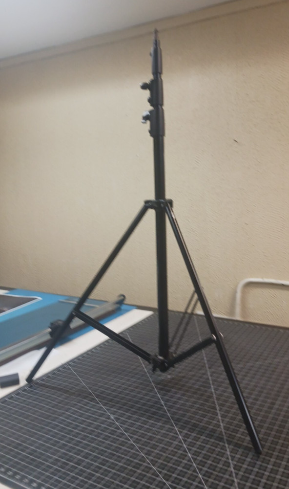 The Bogen Manfrotto Professional Video Studio Light / Background Stand 3364