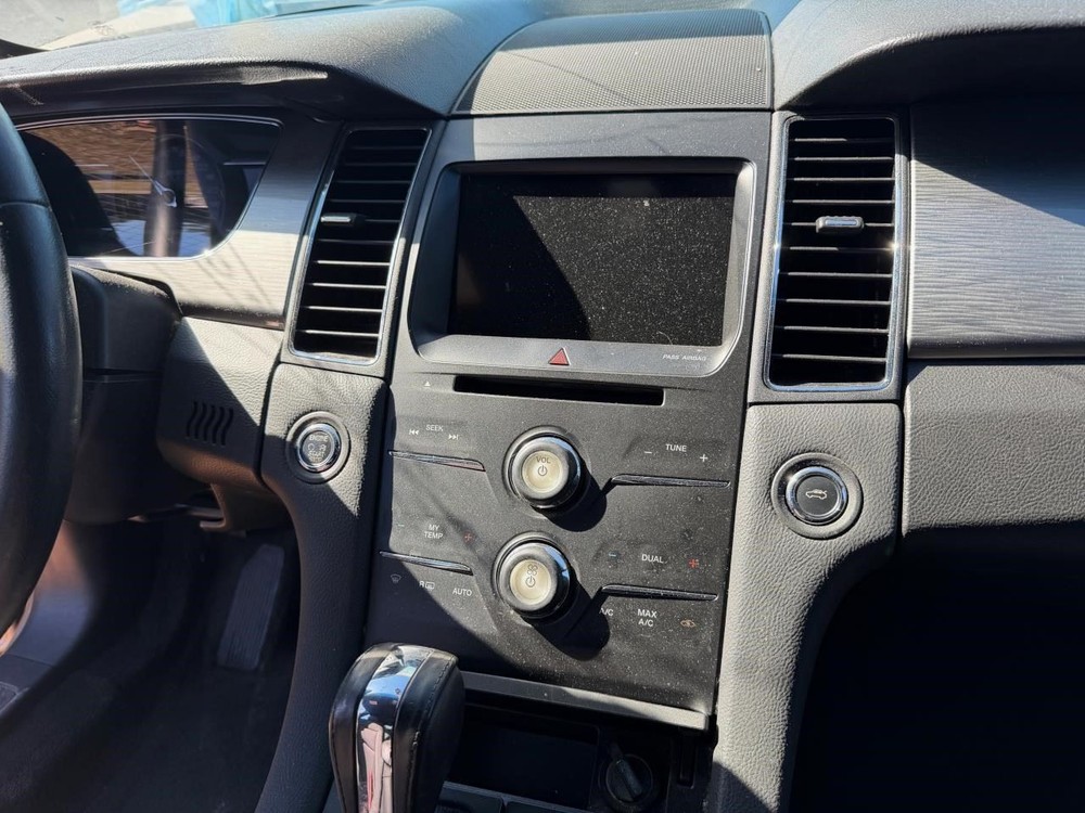 TAURUS 2017 Transmission Shift 104938575