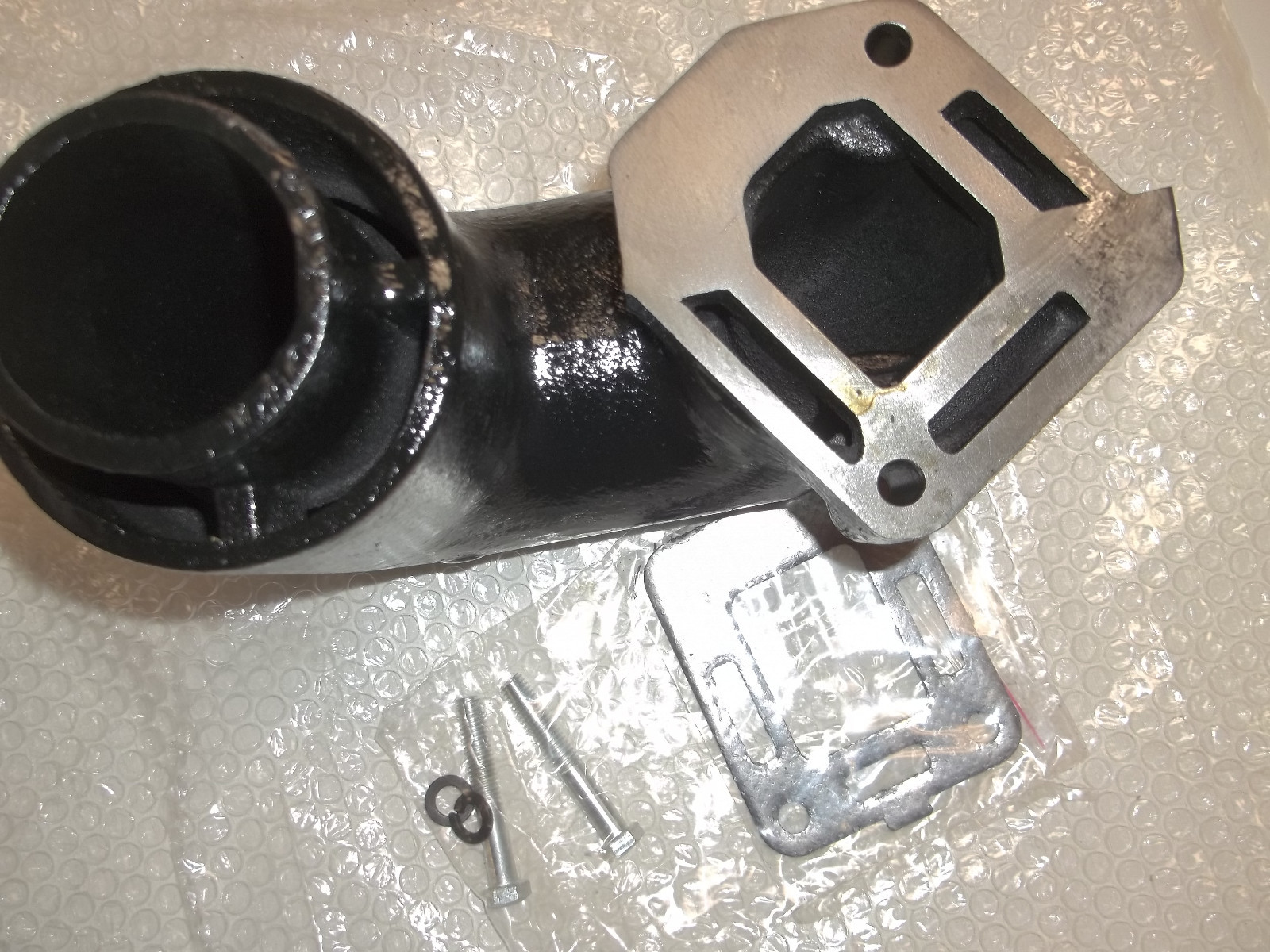 Exhaust Manifold Elbow for Mercruiser 3.0 4 cyl Mercury 12076A2 Riser 3.0L 12076