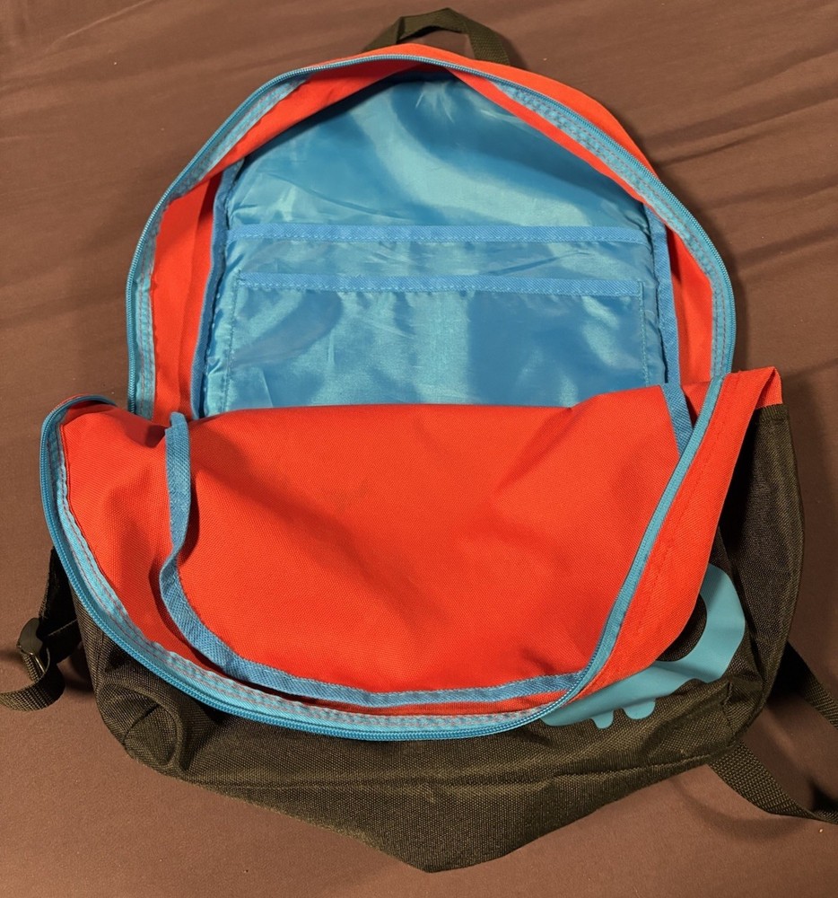 SKULLCANDY Skateboard Style School Big Student Backpack MULTICOLORED Black Red