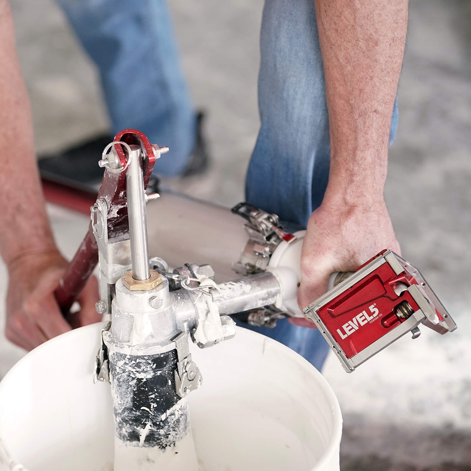 Drywall Flat Box Filler Valve Adapter for Mud Pumps | LEVEL5 | 4-715