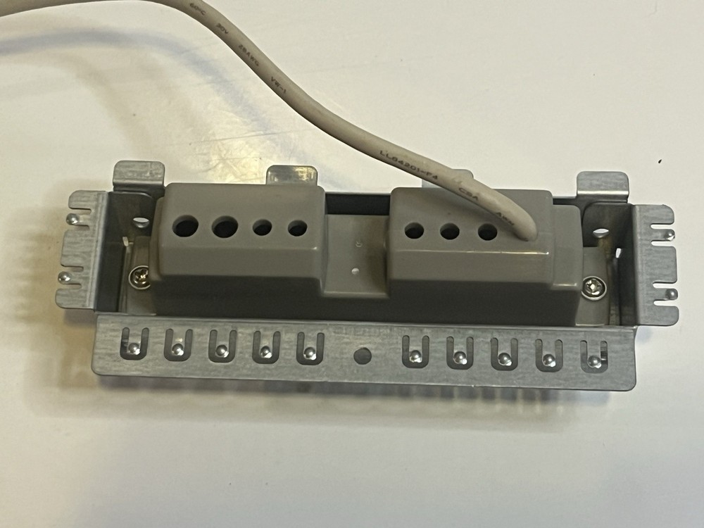 Front Audio Panel Computer Part 2 JA26 D13 REV A BG.QC 0605