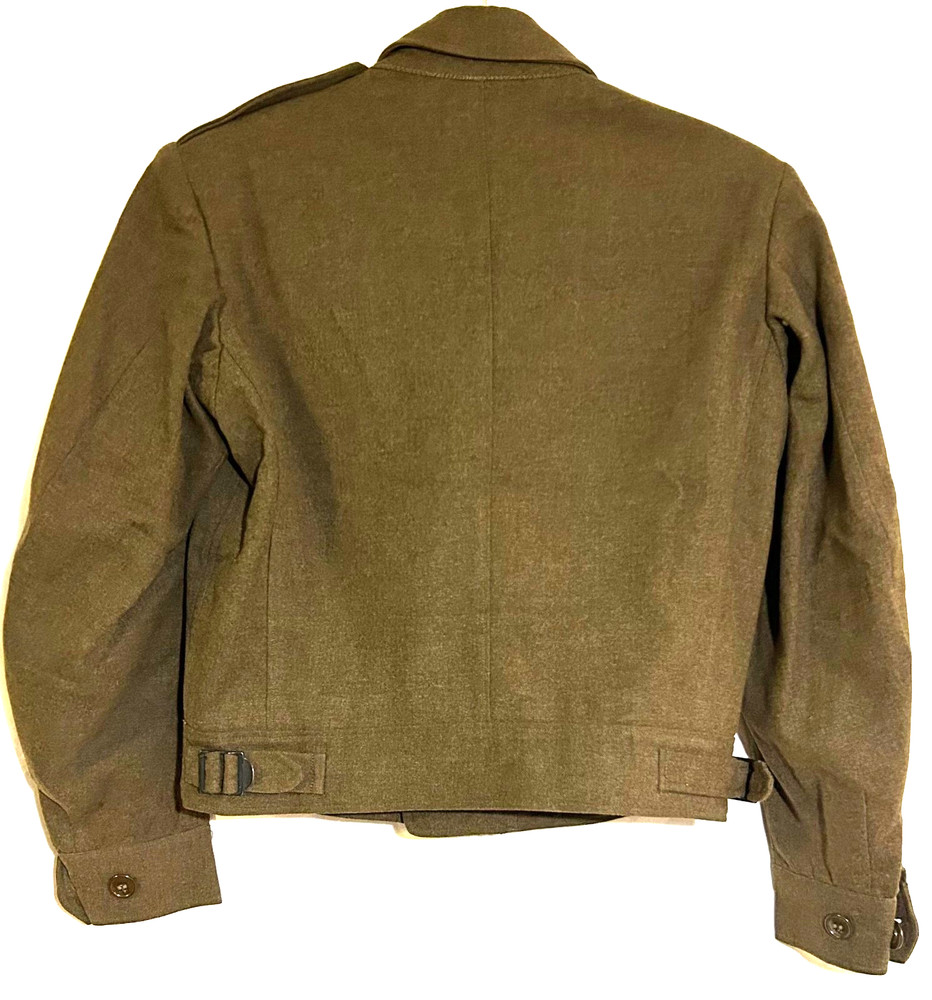 WWII US Ike Jacket / Uniform