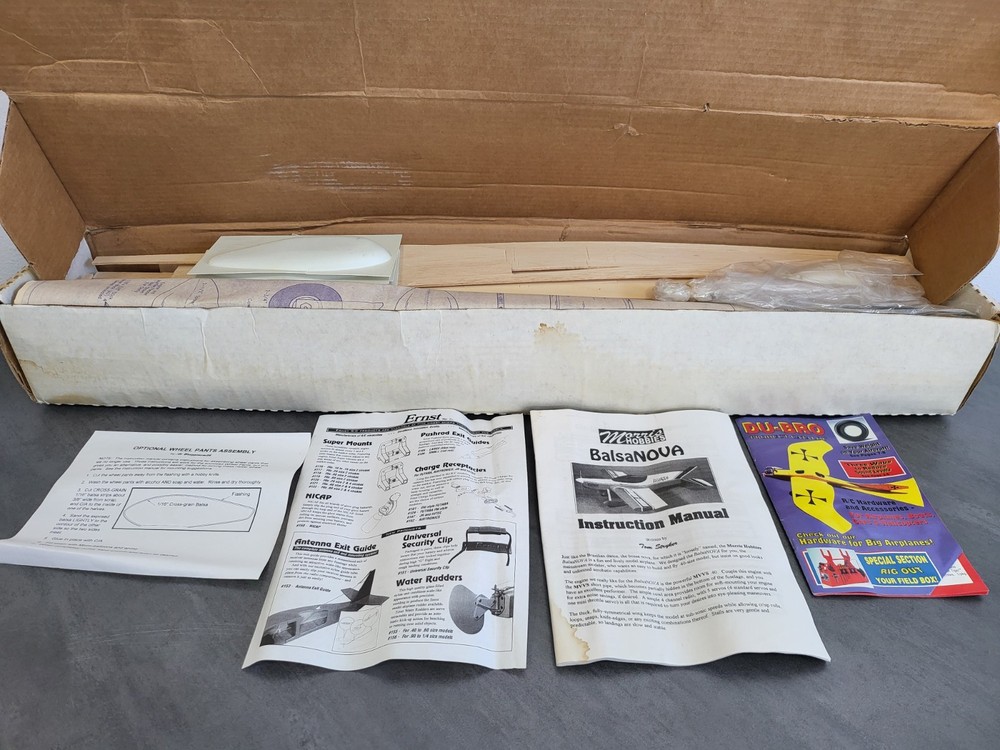 MORRIS HOBBIES "BALSA NOVA" SPORT/PATTERN RC MODEL AIRPLANE KIT