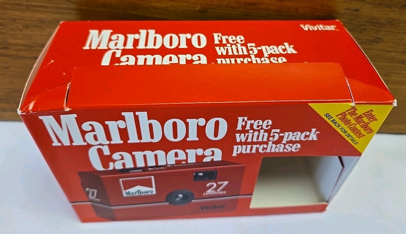 Vintage Marlboro Disposable Camera - With Box no cigarettes 35 mm 27 Exposures