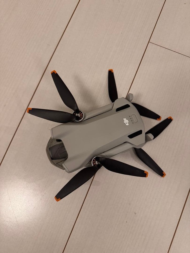 Dji Mini 3 Drone Gray With Remote Controller Compact Foldable Gps Camera Rc