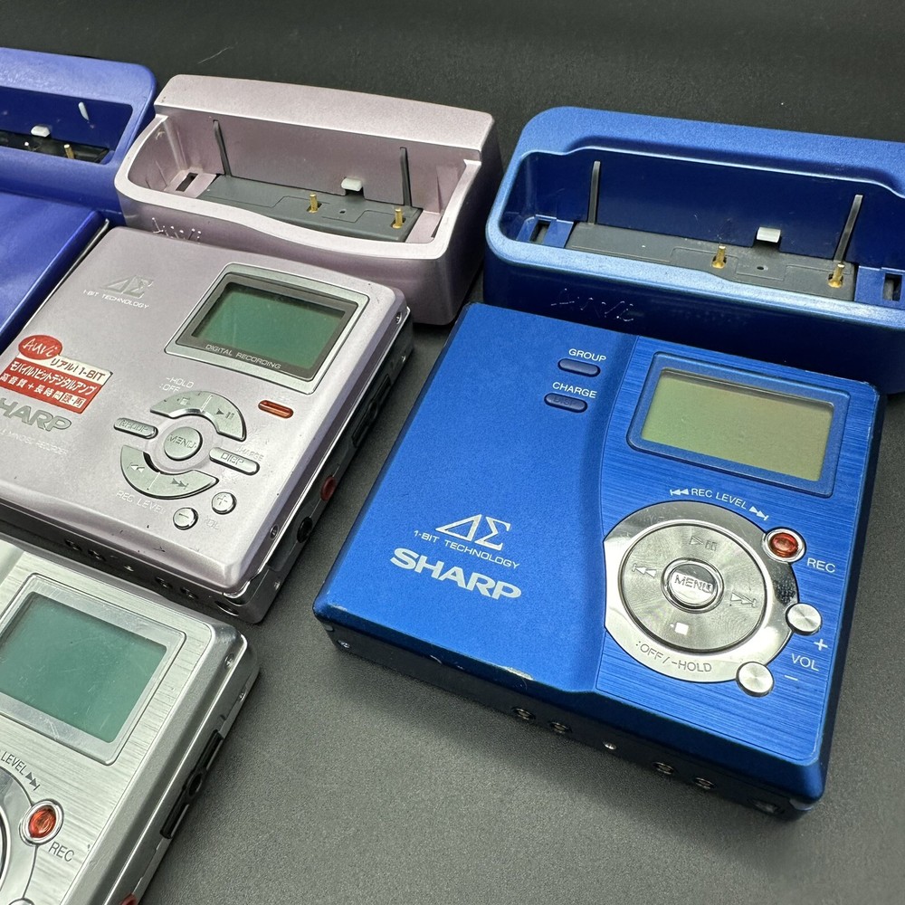 SHARP Portable MD Recorder MD-DS77 MD-DR7 Player MD-DS77 Please read carefully