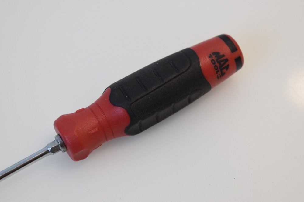 Mac Tools PB2082CR #2 Phillips Screwdriver 12" Length Mac-Grip Red