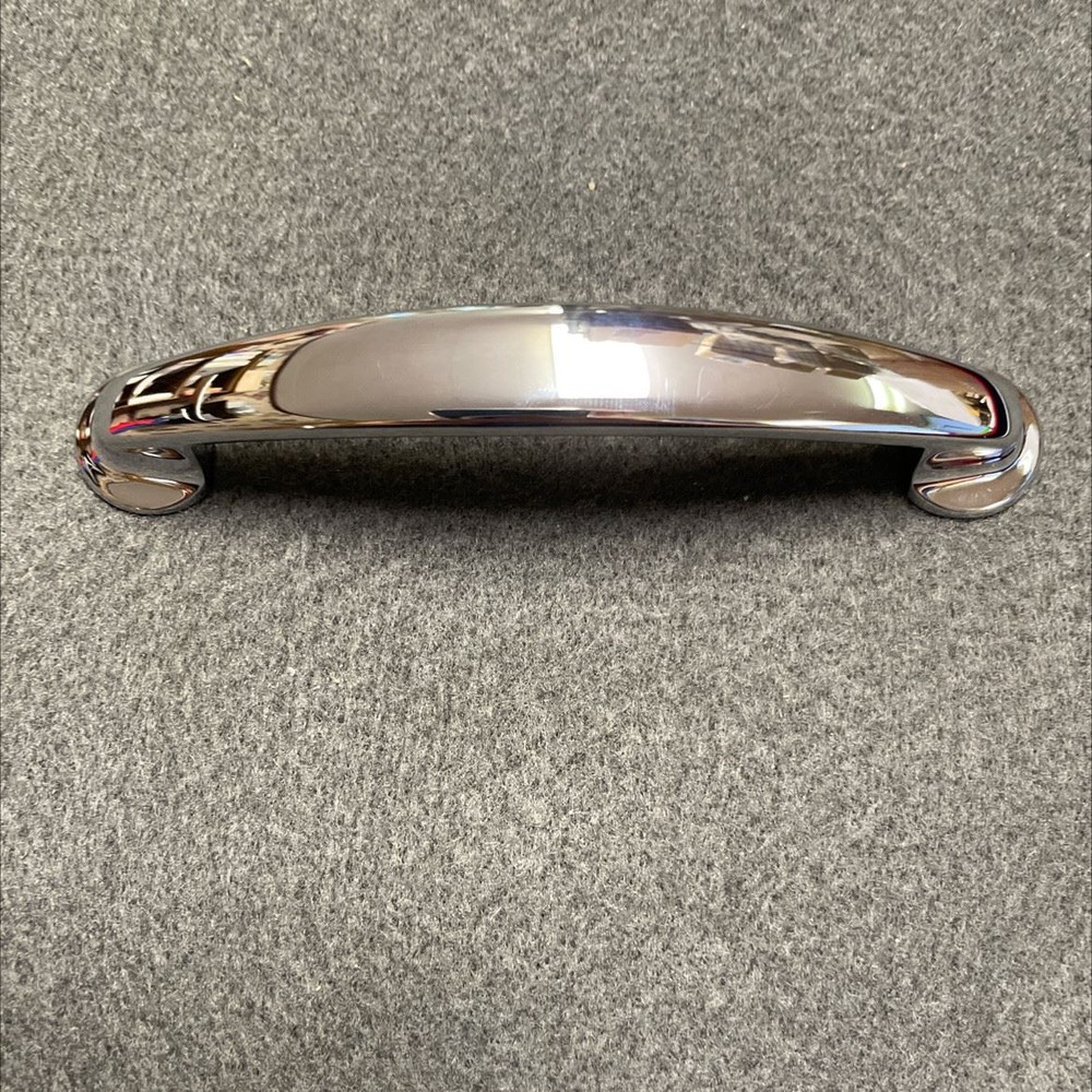 3-3/4" Curved Pull Chrome