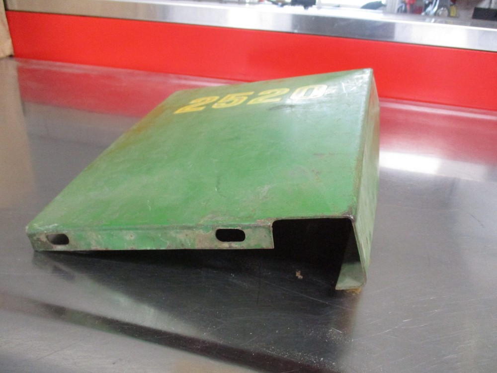 Original John Deere 2520 left side cover panel tractor 2510