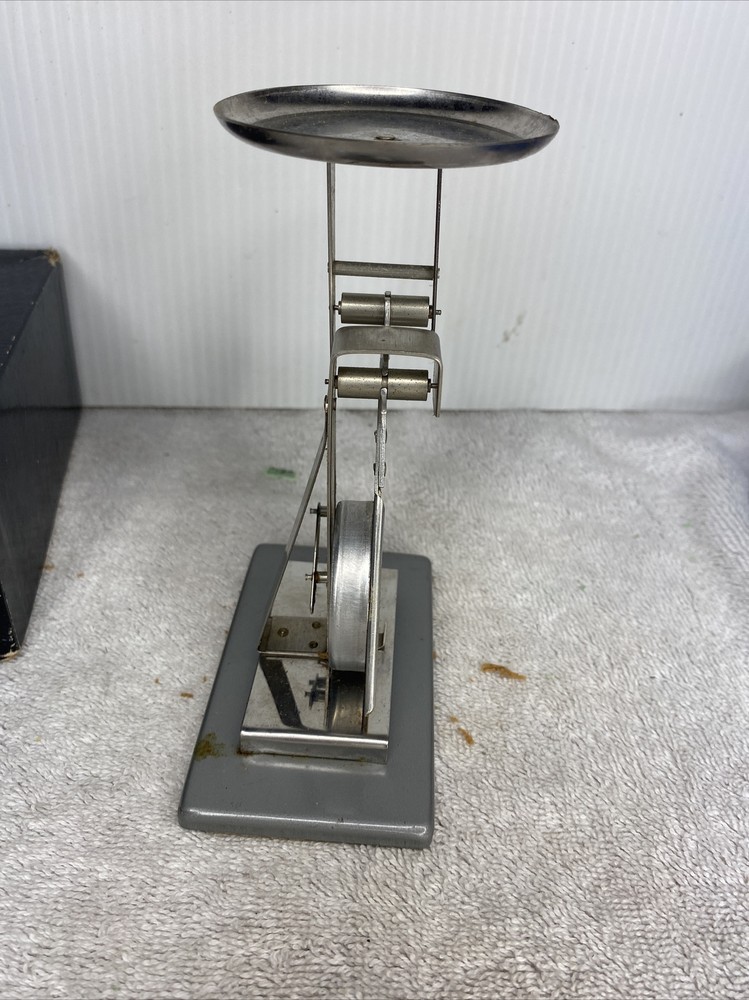 Vintage Hamilton No. 16-71 Postal Scale With Box