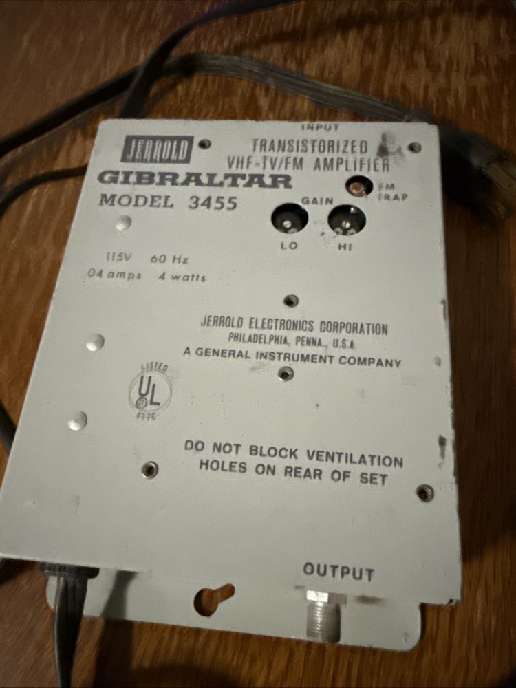 Jerrold Gibraltar Model 3455 Transistorized VHF FM Amplifier