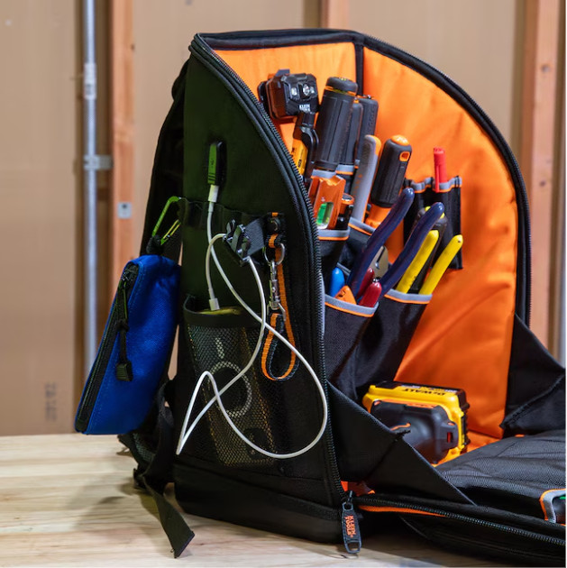 Klein Tools Tradesman Pro Tool Station Tool Bag Backpack, 27 Pockets