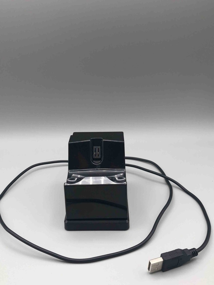 PowerA Charging Stand For Playstation 4