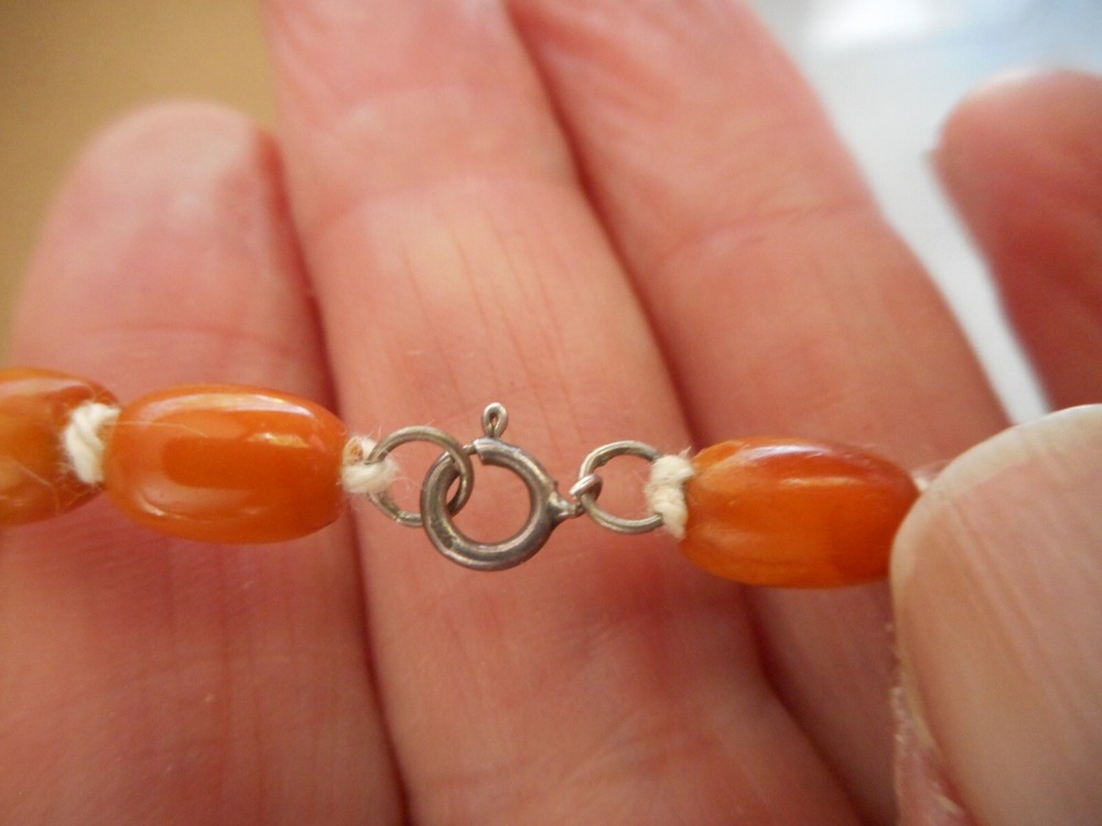 Antique butterscotch amber necklace 14g
