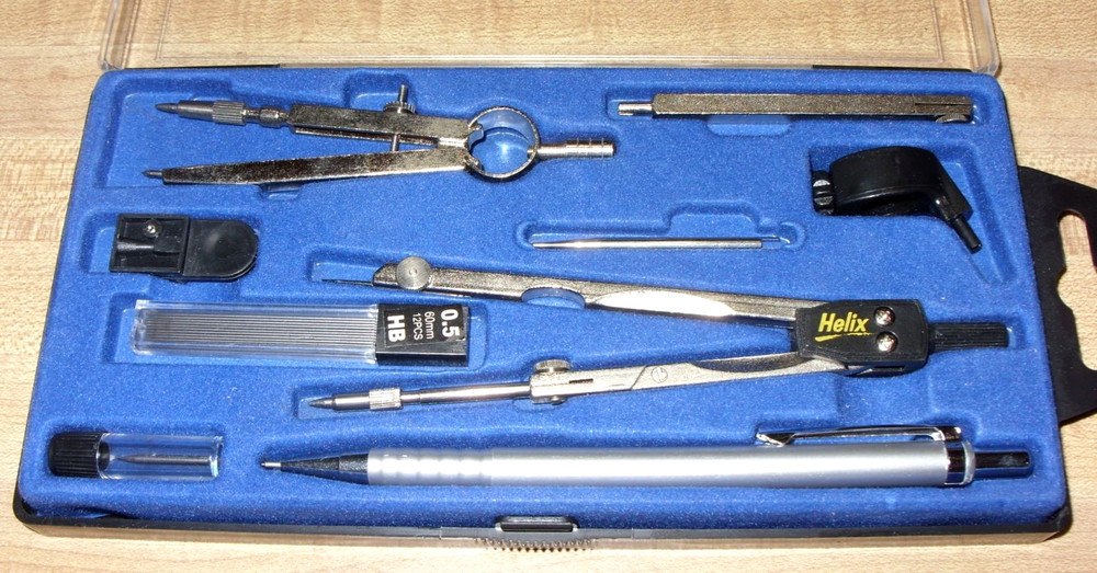 HELIX 9 PIECE DRAWING / DRAFTING COMPASS SET