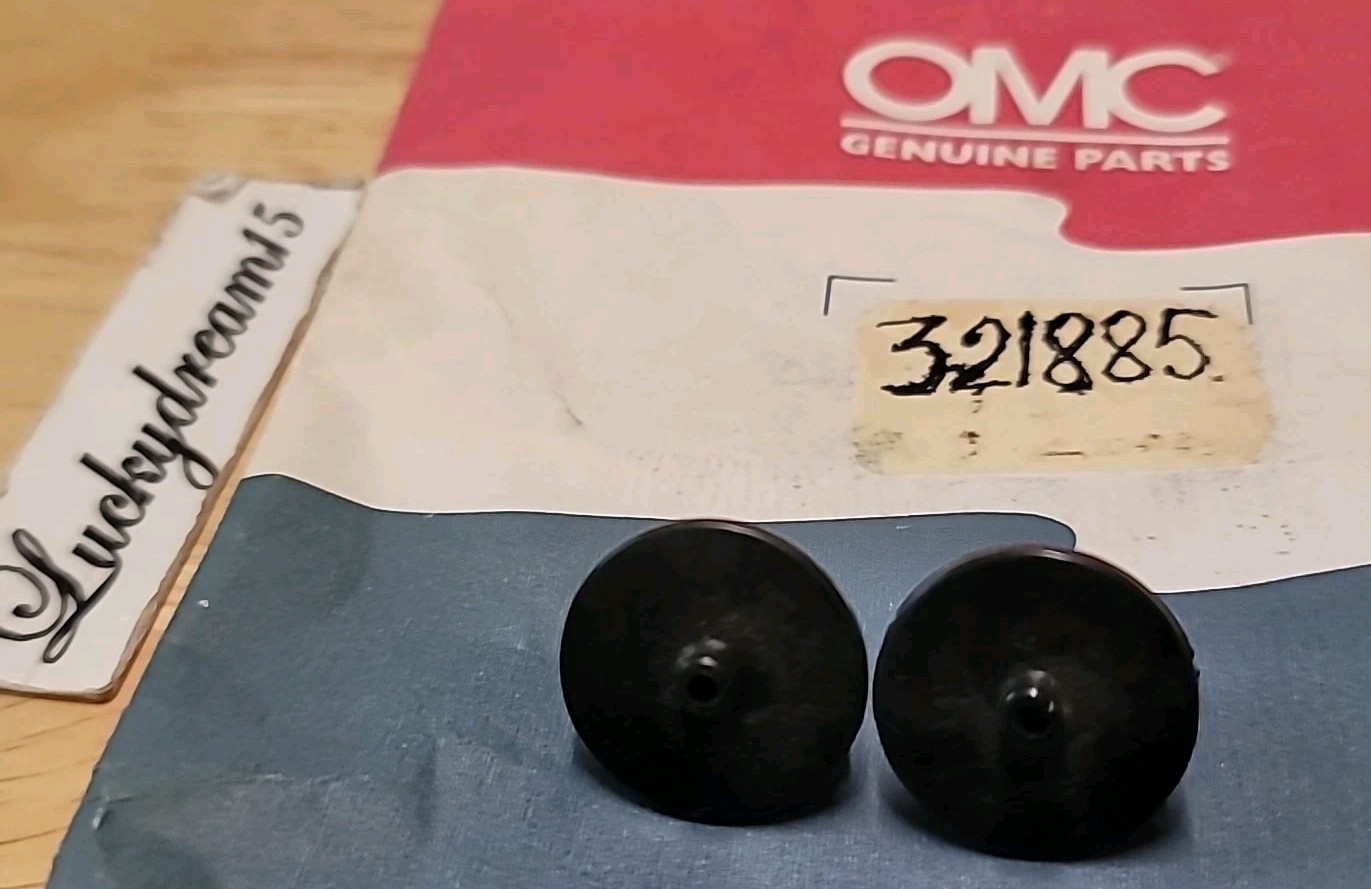 (LOT OF 2) NOS OMC Johnson Evinrude Lower Motor Water Cover Nipple 321885