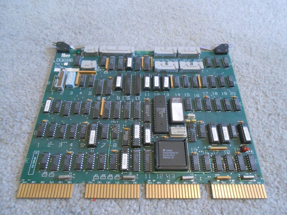 DILOG DQ686 ESDI CONTROLLER***