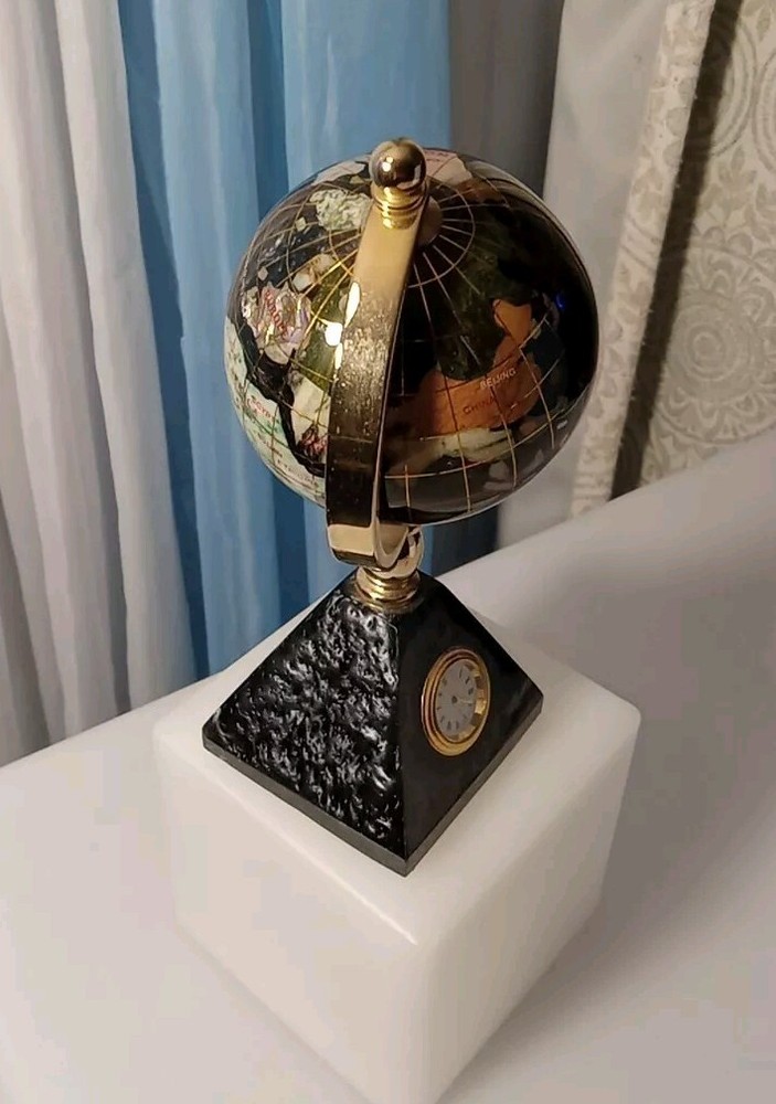 Vintage Desktop Globe With Pyramid Clock Stand