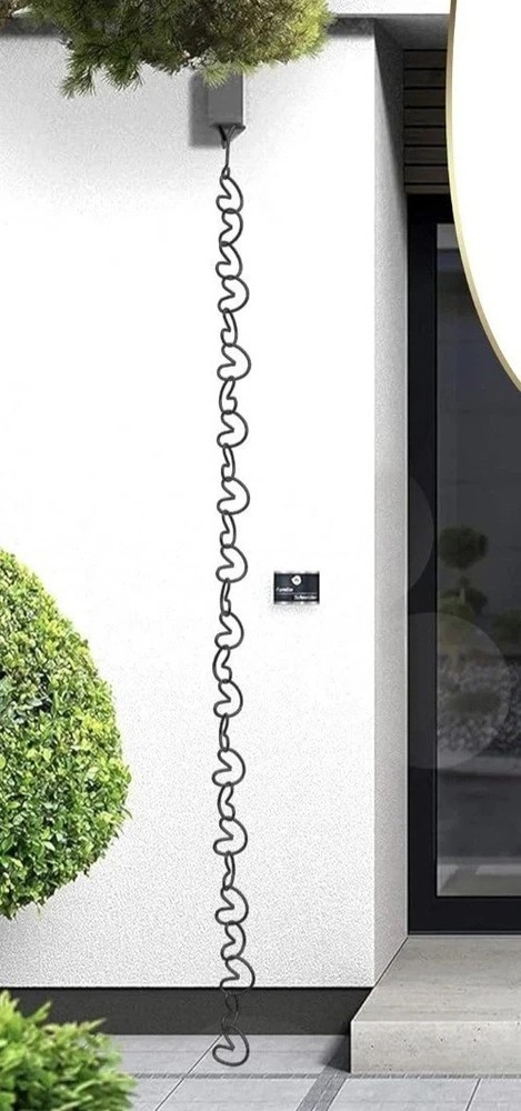 Gutter Downpoor Spout, Rain Chain, Hearts