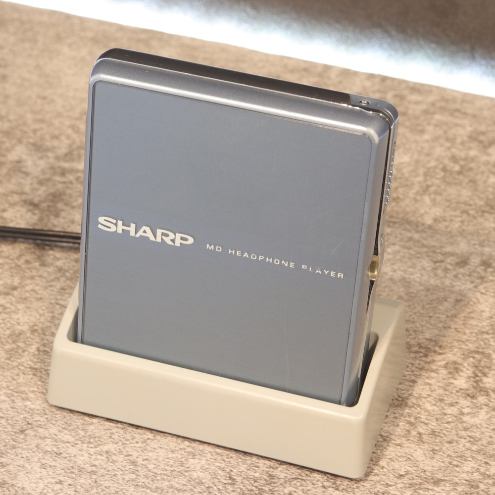 SHARP MD-ST600 Blue Portable MD Player MDLP Tested Working w/ Remote & Stand