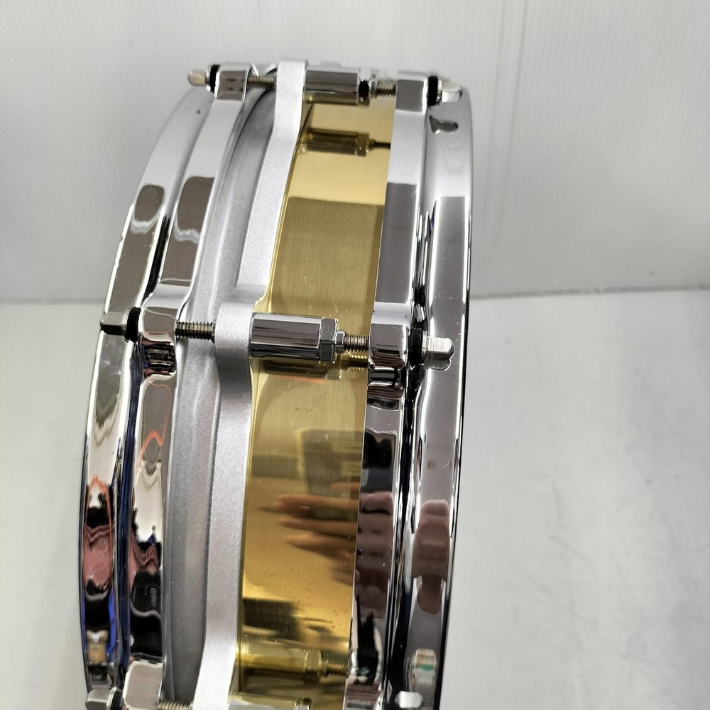 YAMAHA FREE FLOATING SYSTEM/BLASS SHE snare drum