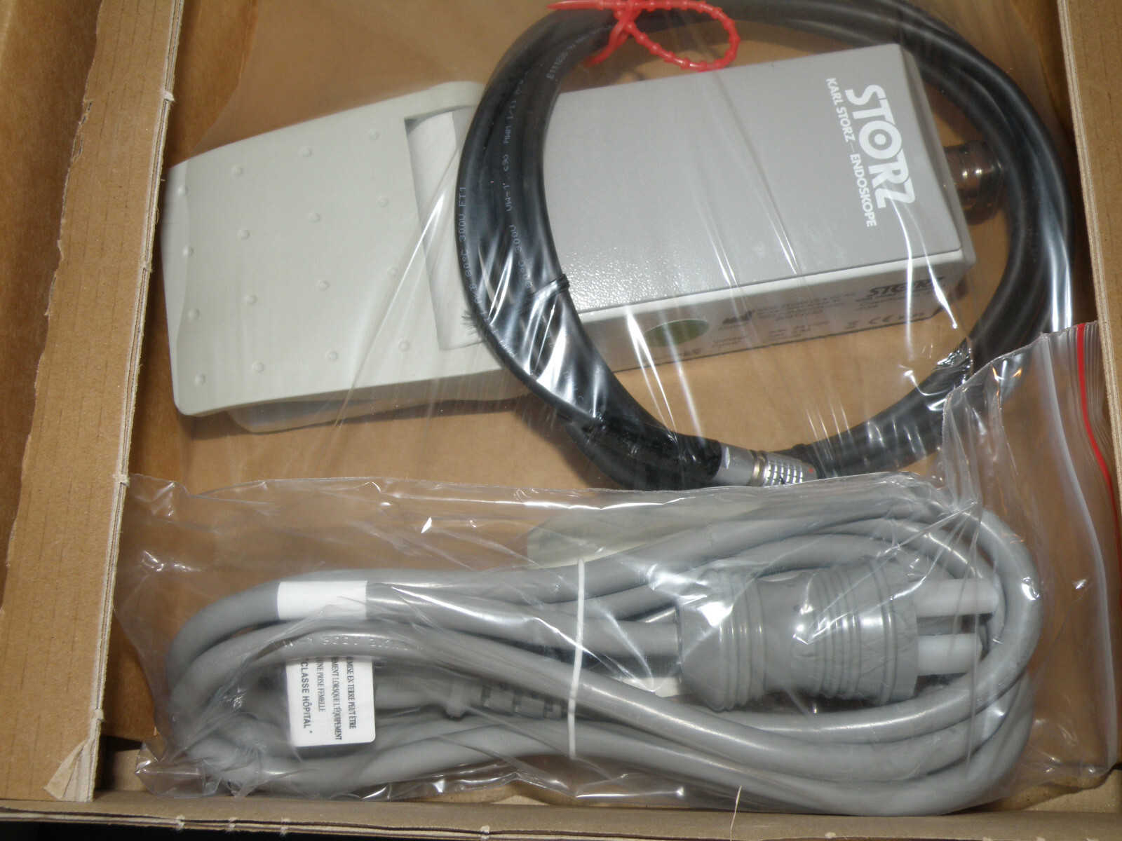 Storz 300 watt Xenon Light Source for Endoscopy, 0 hours, with footswitch, NEW!