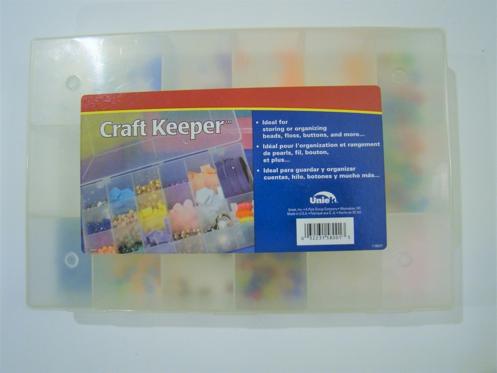 UNIEK: Plastic 17 Compartment Storage Container - Includes assorted small beads