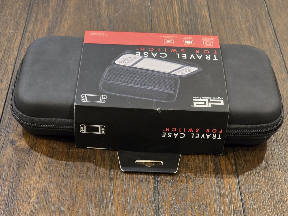 Digital Essentials Travel Case Nintendo Switch Hard Shell Extra Storage Black