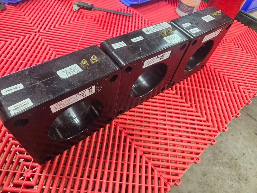 3 Flex-Core 110-201 Metering Current Transformers 200:5A / 0.6B0.1 / C10