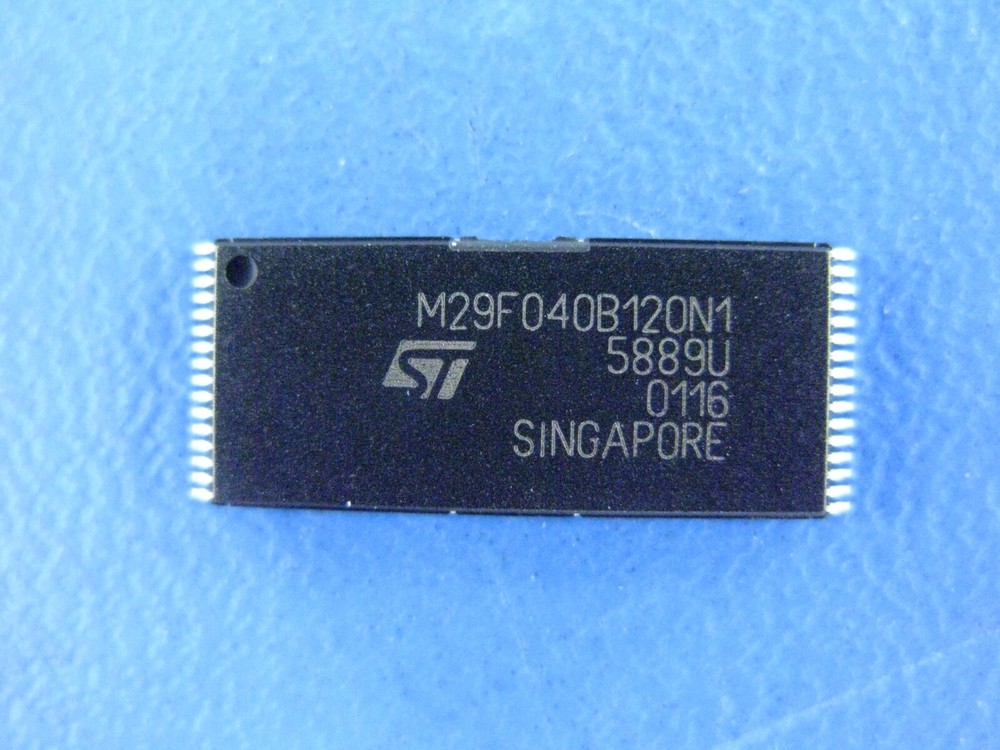 (1) ST MICRO M29F040B120N1 4Mbit ( 512Kb x8 ) Single Supply Flash Memory