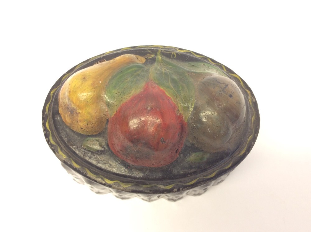 Hand Painted Bundt Cake Fruit Mold Decorative Tin Primitive Bakeware