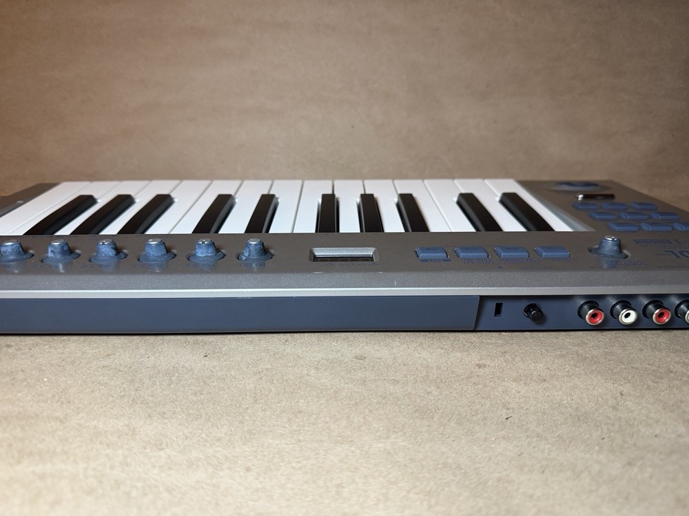 Edirol PCR-1 USB Interface/ Mini Keyboard Controller Only | Silver