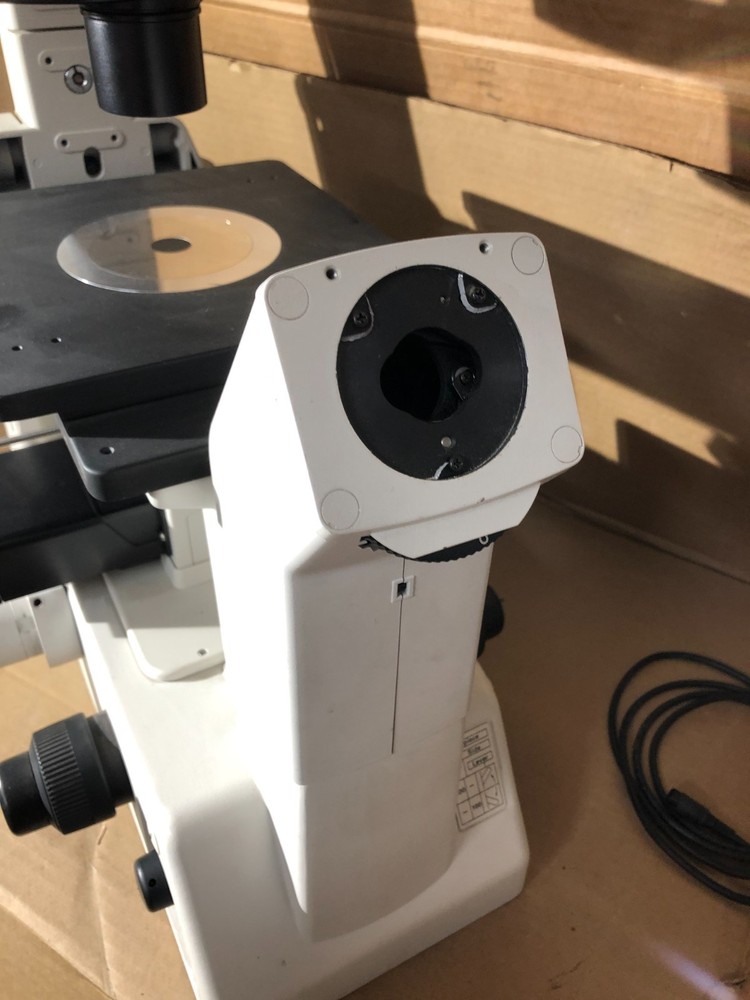 Nikon Eclipse TE200 Inverted Phase Contrast Microscope