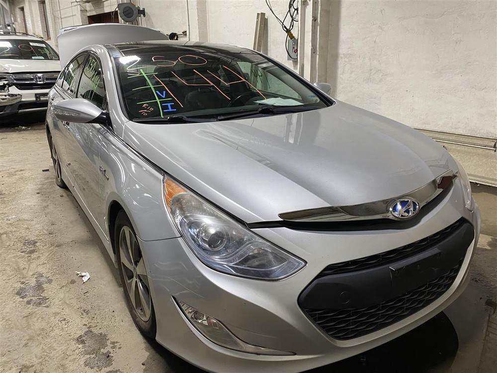Used A/C Selector Switch fits: 2011 Hyundai Sonata w/navigation automatic temper