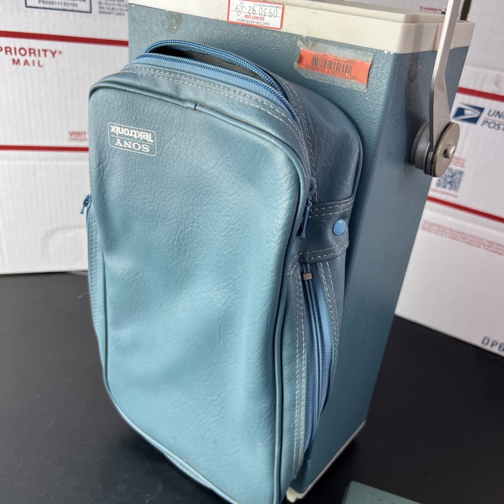 Sony Tektronix 308 Data Analyzer - Untested Powers On