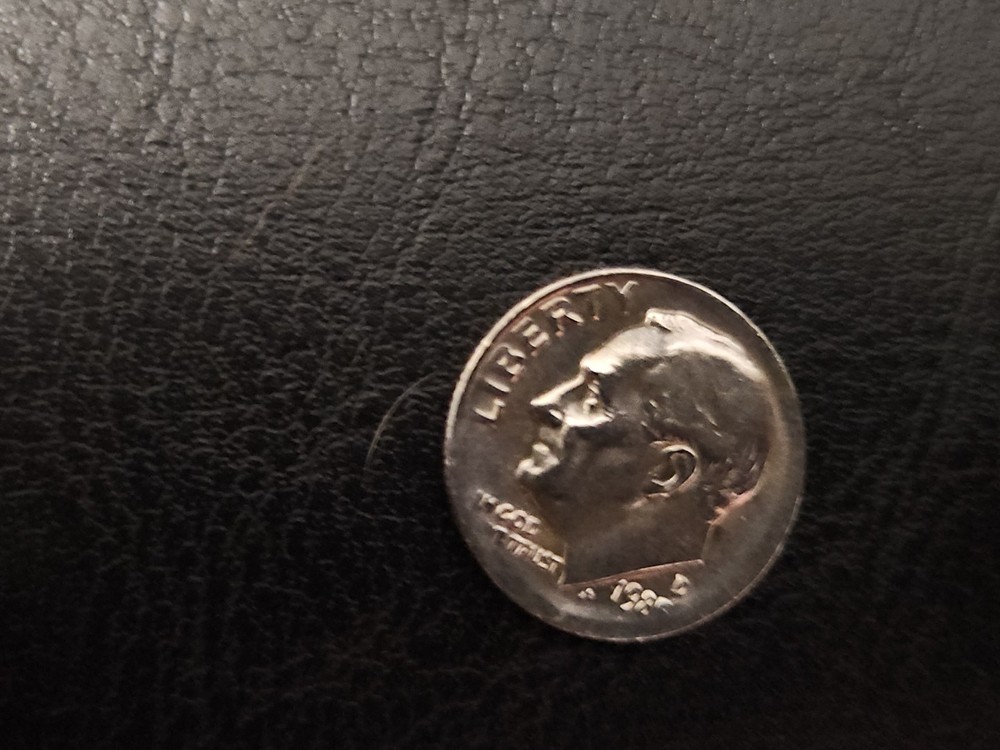 Rare Error 1985 D Roosevelt Silver Dime Coin