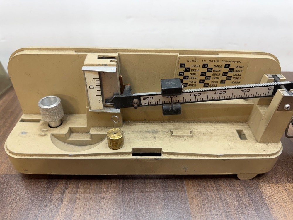 Ohaus 10 10 Reloading Beam Scale